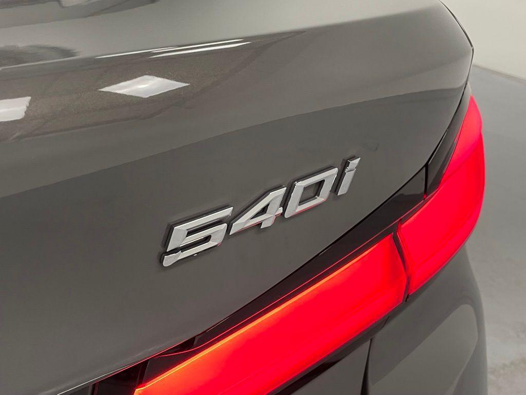 used 2022 BMW 540 car, priced at $42,000