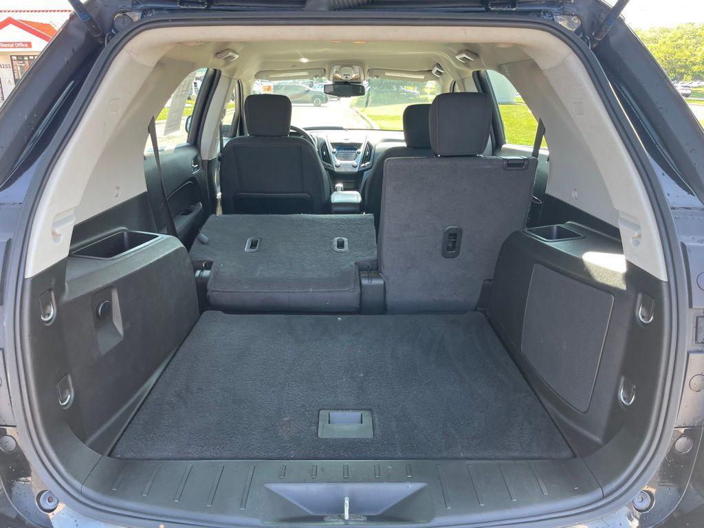 used 2015 Chevrolet Equinox car, priced at $9,000