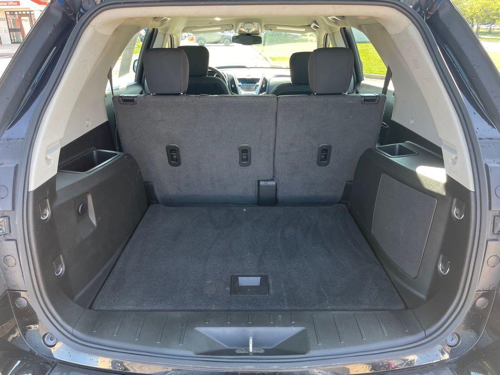 used 2015 Chevrolet Equinox car, priced at $9,000
