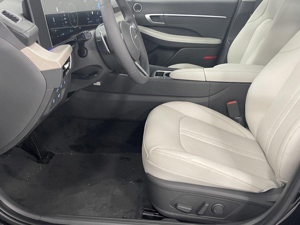 new 2025 Hyundai Sonata Hybrid car, priced at $38,517