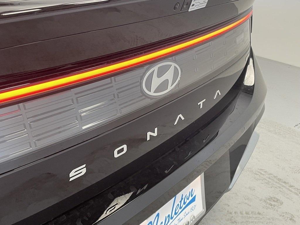 new 2025 Hyundai Sonata Hybrid car, priced at $38,517