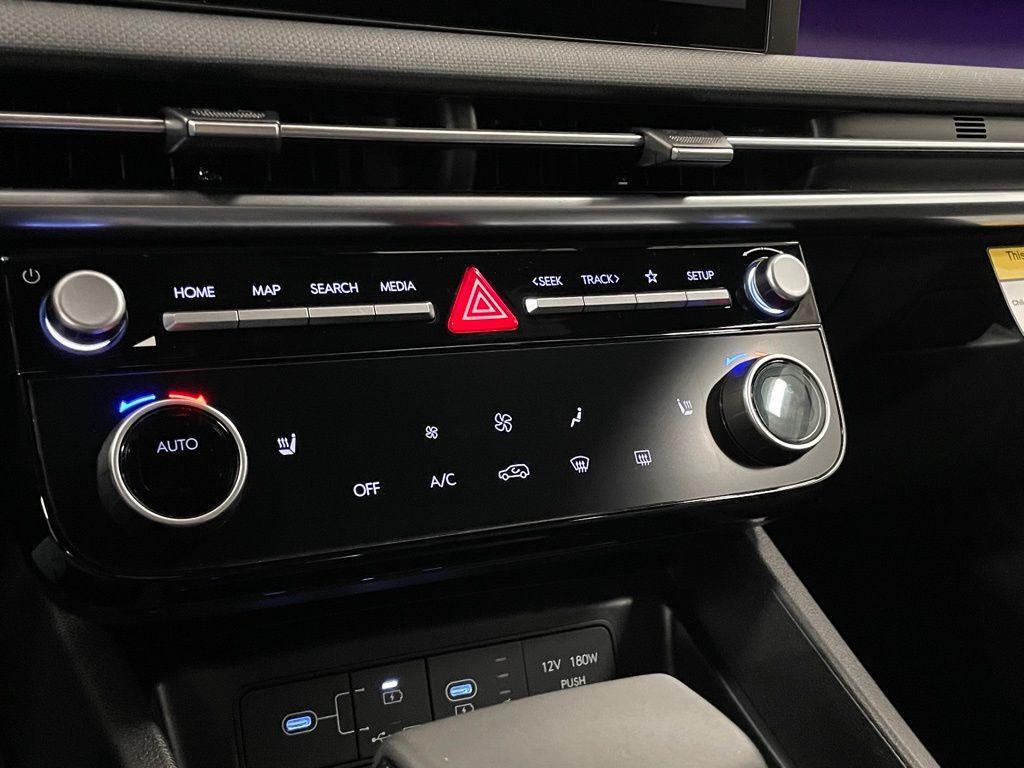 new 2025 Hyundai Tucson car, priced at $35,677