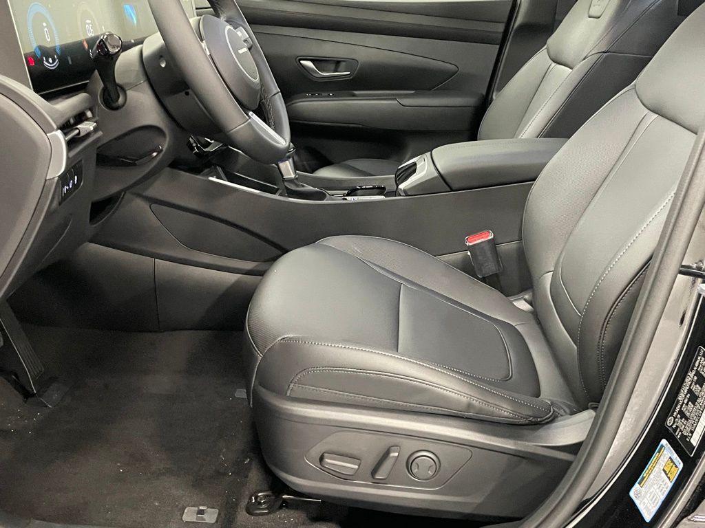 new 2025 Hyundai Tucson car, priced at $35,677