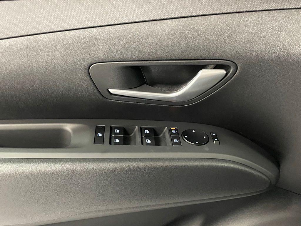 new 2025 Hyundai Tucson car, priced at $35,677
