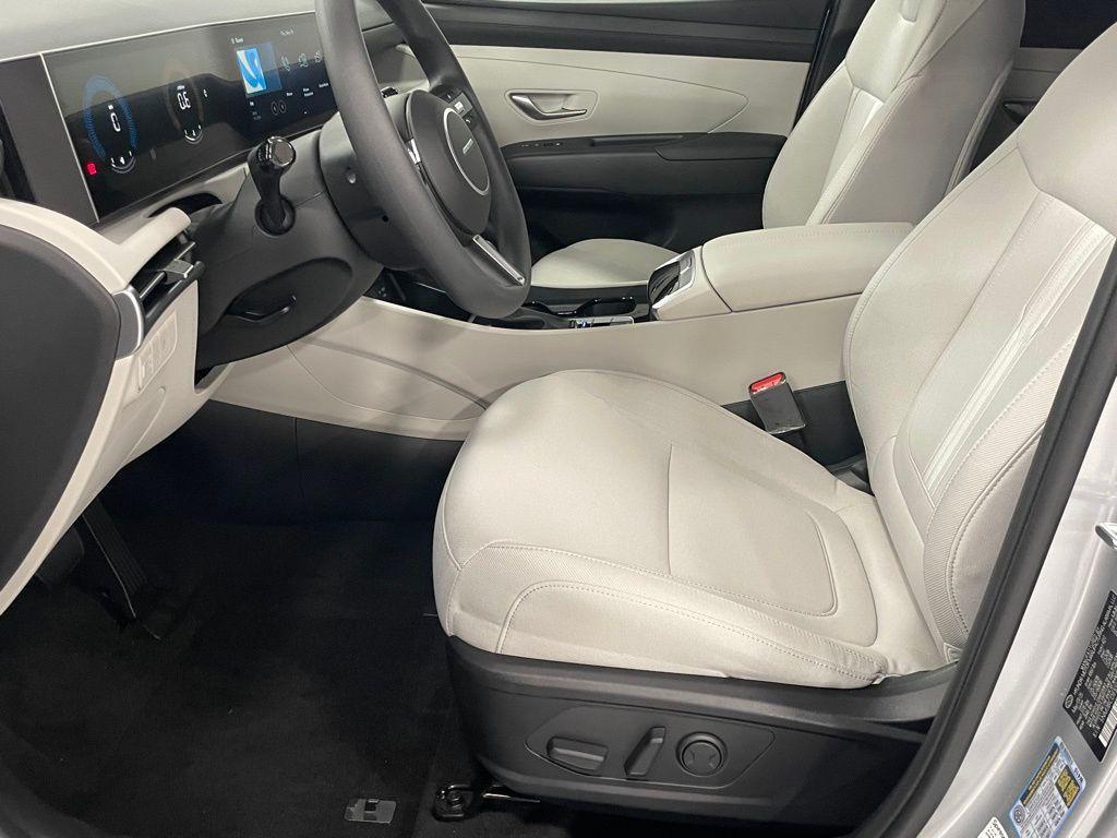 new 2025 Hyundai Tucson car, priced at $33,528
