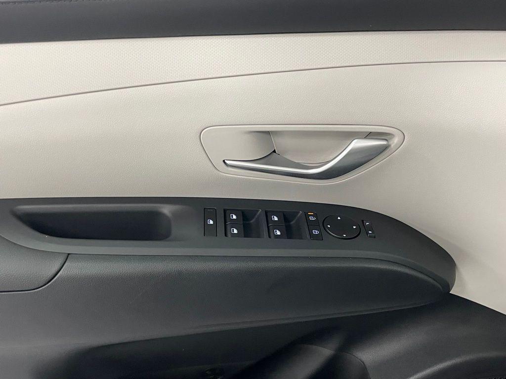 new 2025 Hyundai Tucson car, priced at $33,528