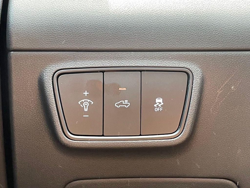 used 2024 Hyundai SANTA CRUZ car, priced at $32,500
