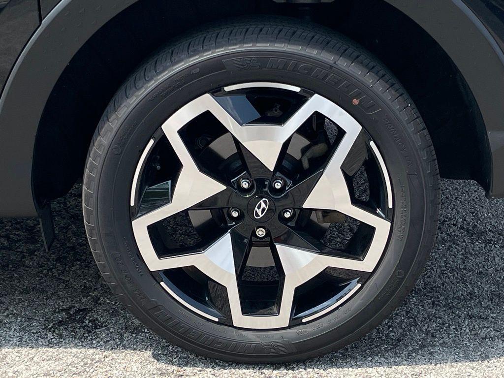 used 2024 Hyundai SANTA CRUZ car, priced at $32,500