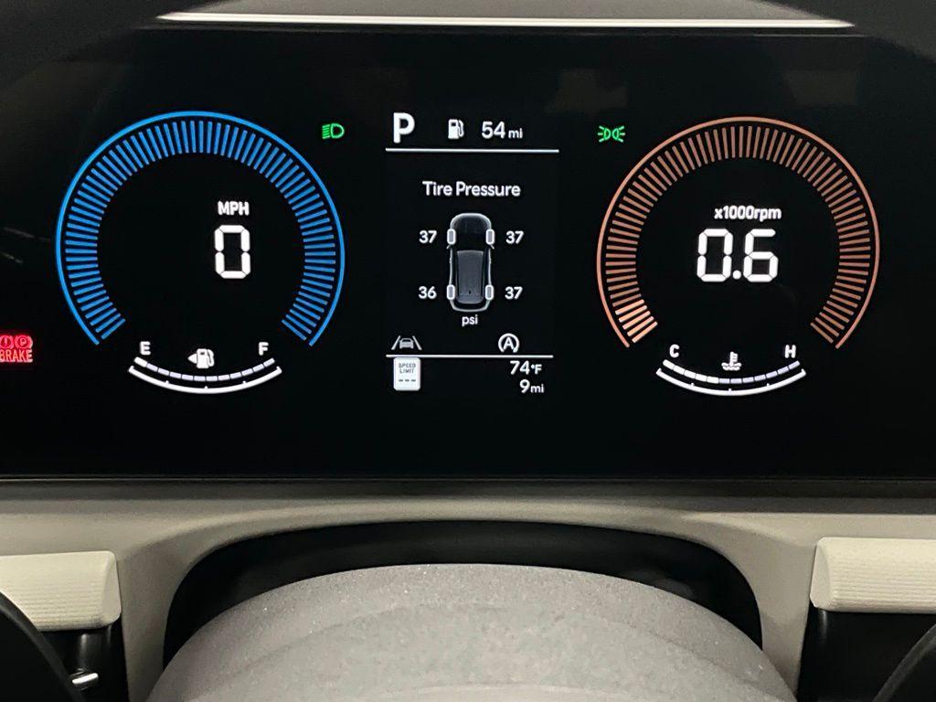 new 2025 Hyundai Tucson car, priced at $33,873