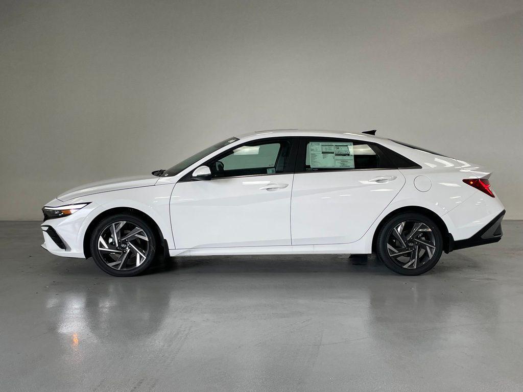 new 2025 Hyundai ELANTRA HEV car, priced at $31,543
