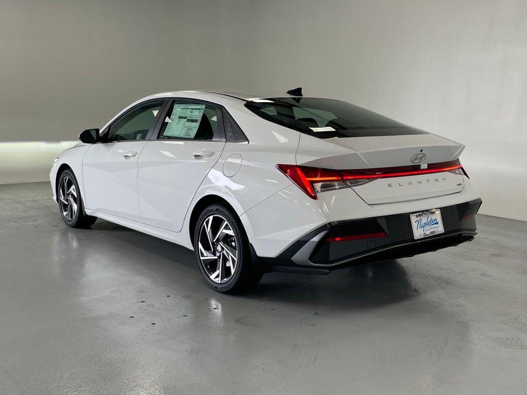 new 2025 Hyundai ELANTRA HEV car, priced at $31,543