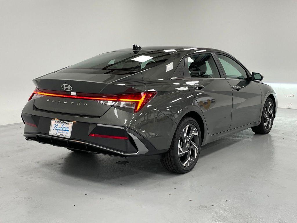 new 2025 Hyundai Elantra car, priced at $26,971