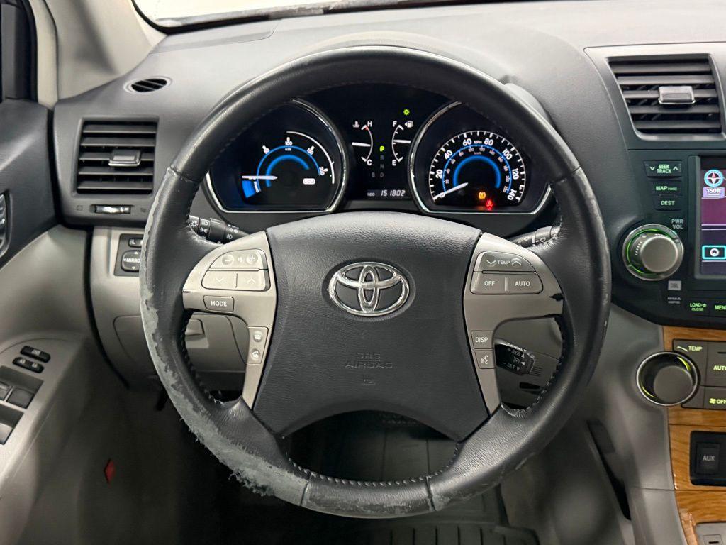 used 2010 Toyota Highlander Hybrid car, priced at $9,500