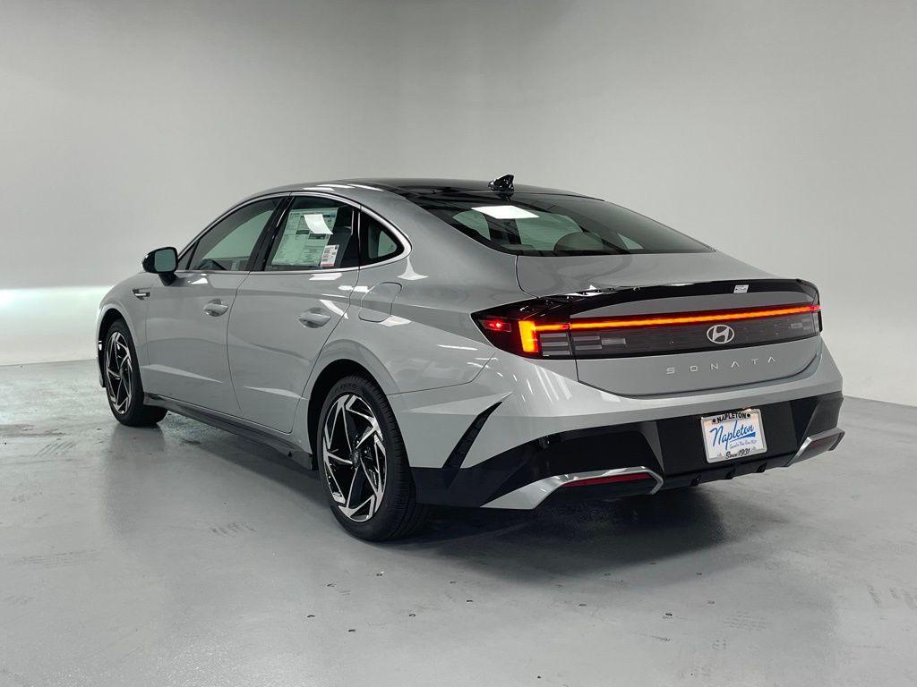 new 2025 Hyundai Sonata car, priced at $31,715