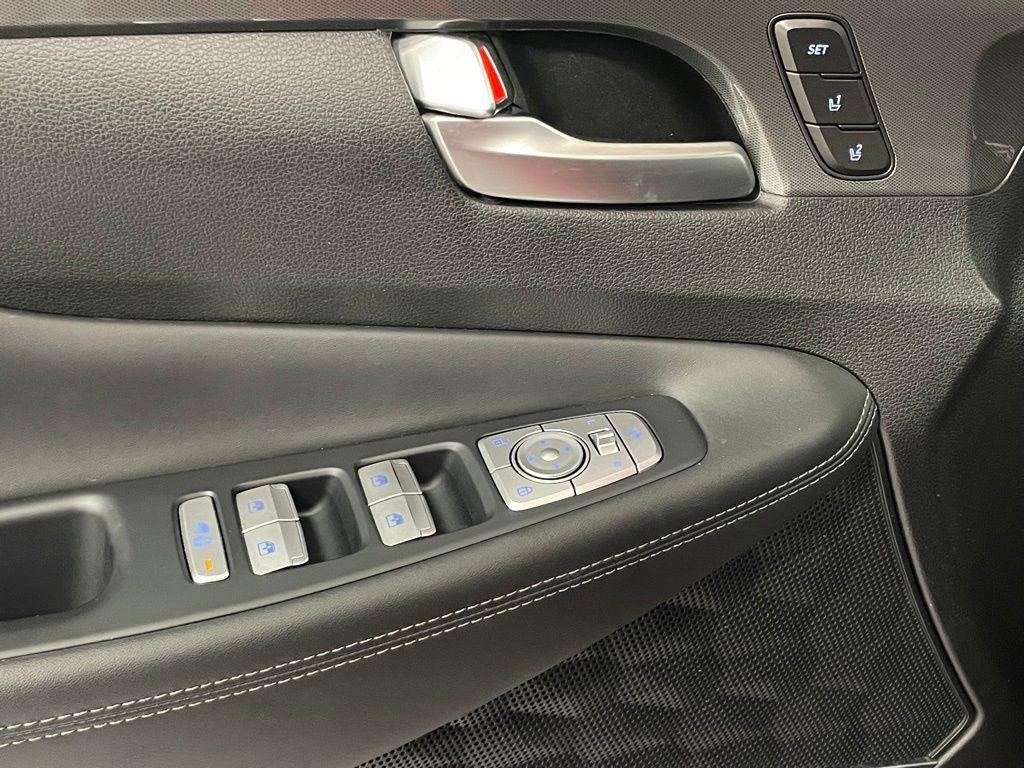 used 2022 Hyundai Santa Fe car, priced at $30,800