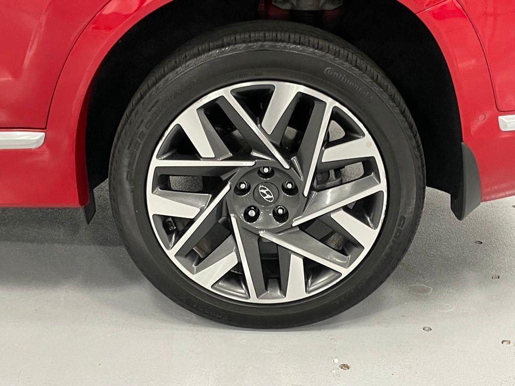 used 2022 Hyundai Santa Fe car, priced at $30,800