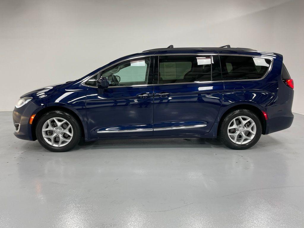 used 2017 Chrysler Pacifica car, priced at $10,500