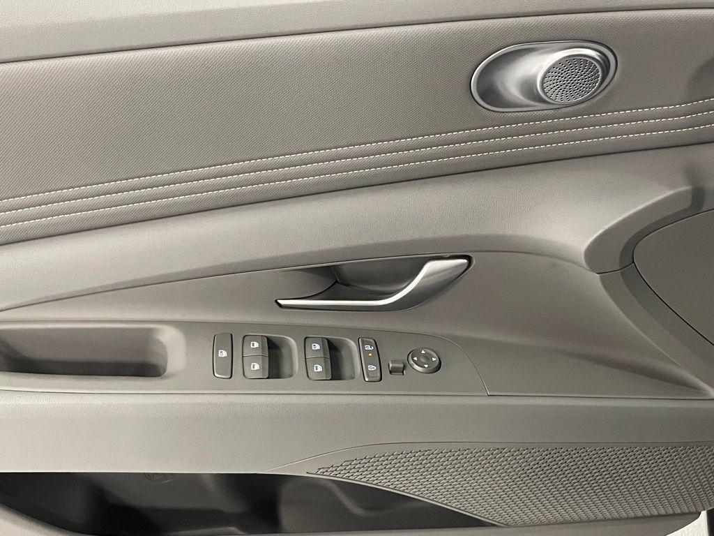 new 2025 Hyundai ELANTRA HEV car, priced at $28,765