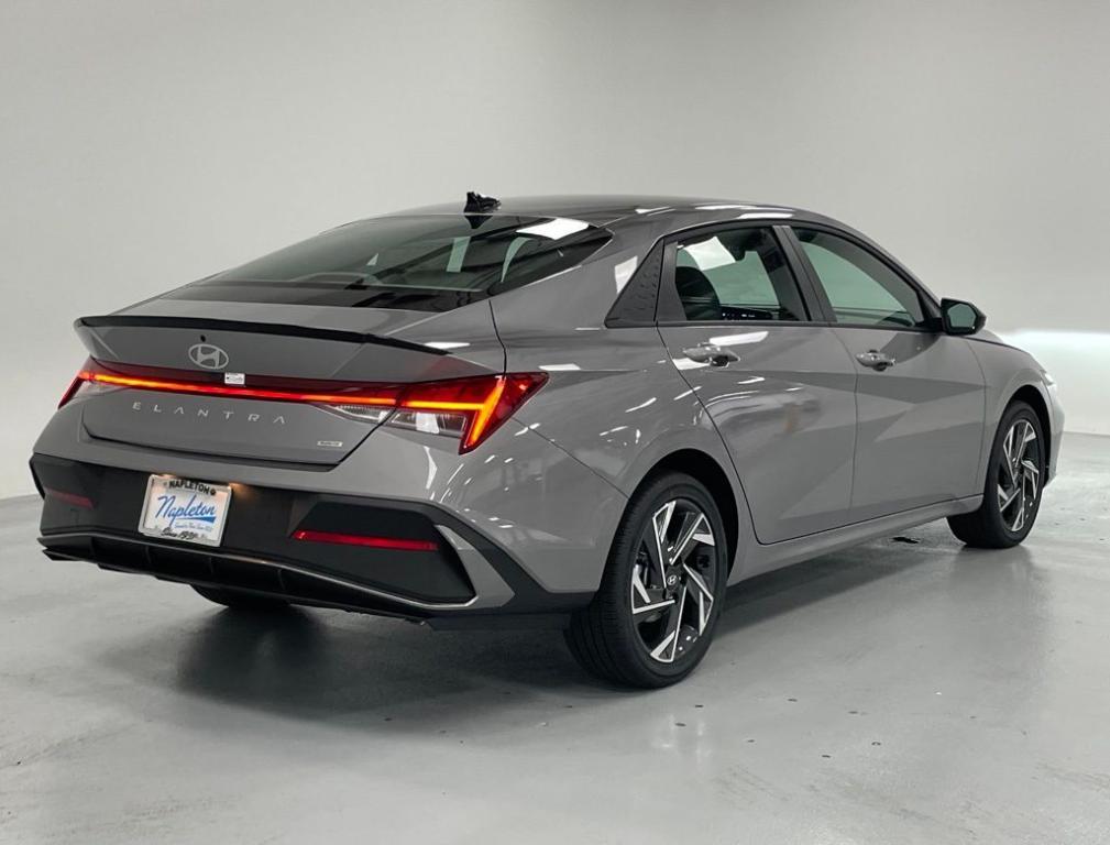new 2025 Hyundai ELANTRA HEV car, priced at $28,765