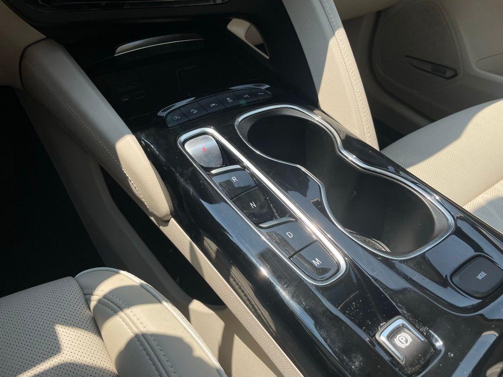 used 2023 Buick Envision car, priced at $33,750
