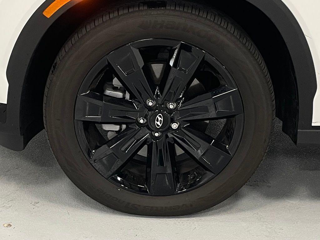 used 2025 Hyundai Palisade car, priced at $43,500