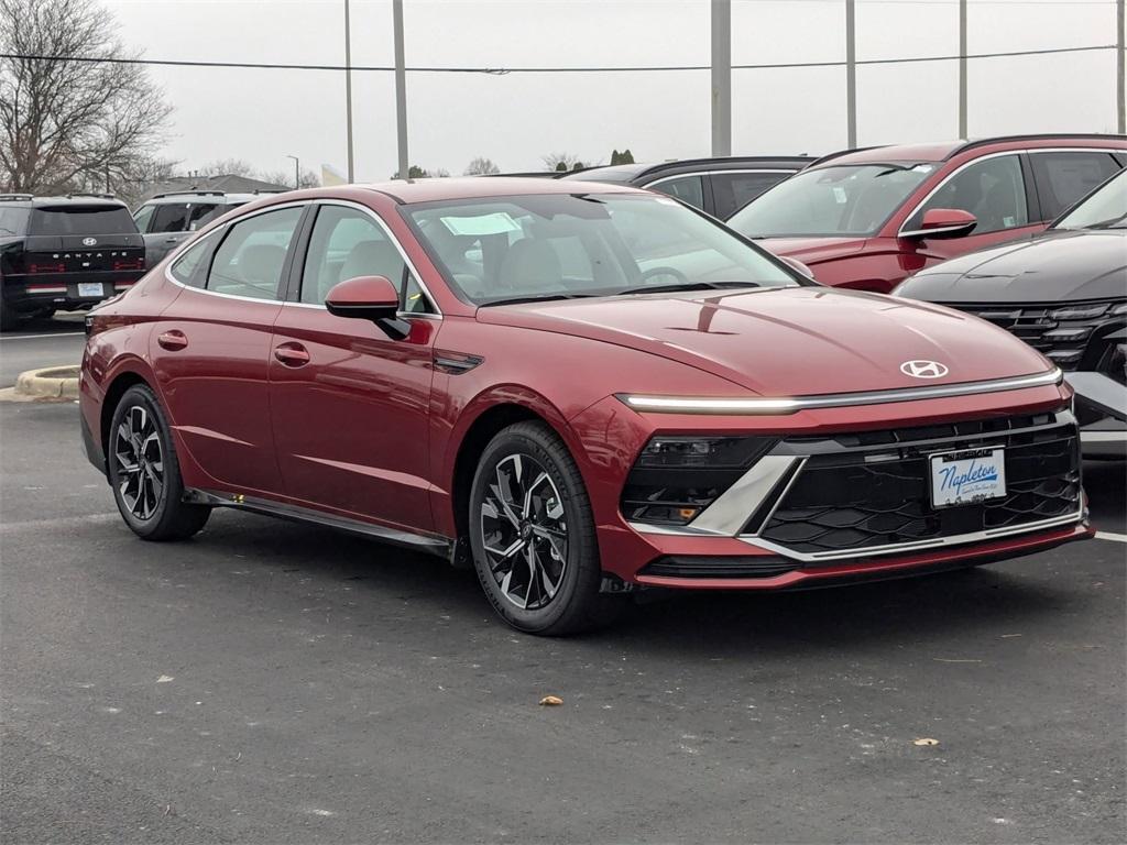 new 2025 Hyundai Sonata car, priced at $30,411