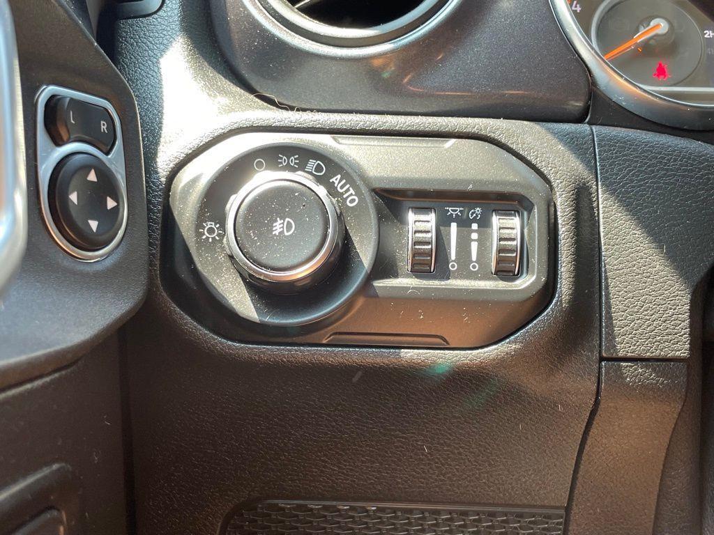 used 2021 Jeep Wrangler Unlimited car, priced at $29,000