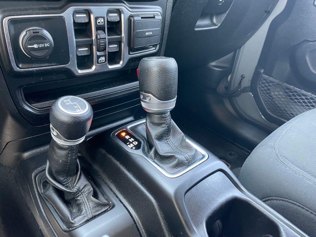 used 2021 Jeep Wrangler Unlimited car, priced at $29,000