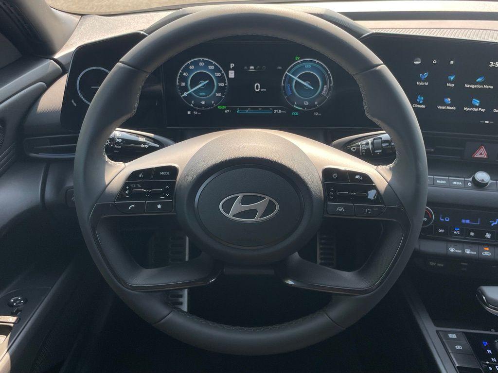 new 2025 Hyundai ELANTRA HEV car, priced at $28,734