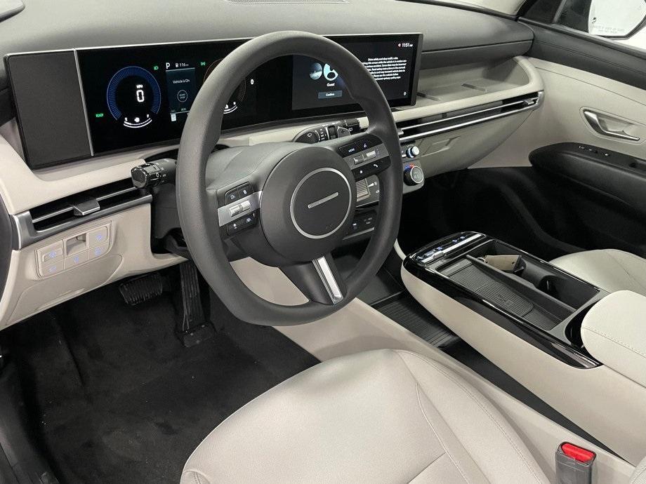 new 2025 Hyundai TUCSON Hybrid car, priced at $34,905
