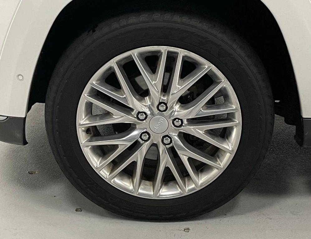 used 2018 Jeep Grand Cherokee car, priced at $15,500