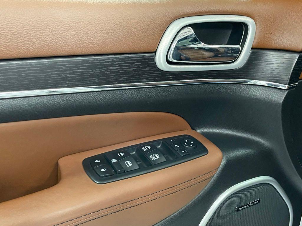 used 2018 Jeep Grand Cherokee car, priced at $15,500