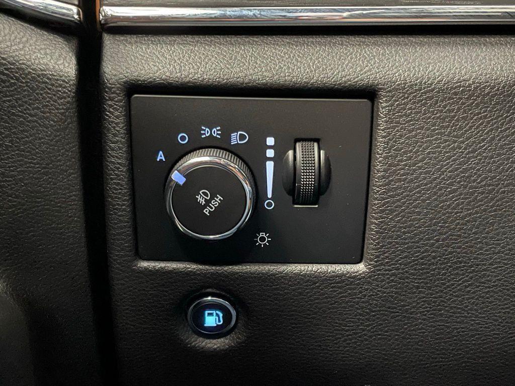 used 2018 Jeep Grand Cherokee car, priced at $15,500