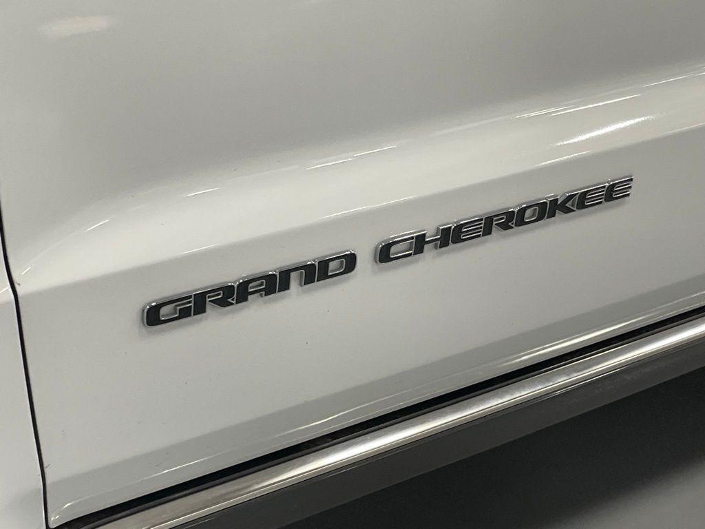 used 2018 Jeep Grand Cherokee car, priced at $15,500