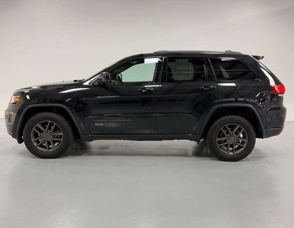 used 2016 Jeep Grand Cherokee car, priced at $14,750
