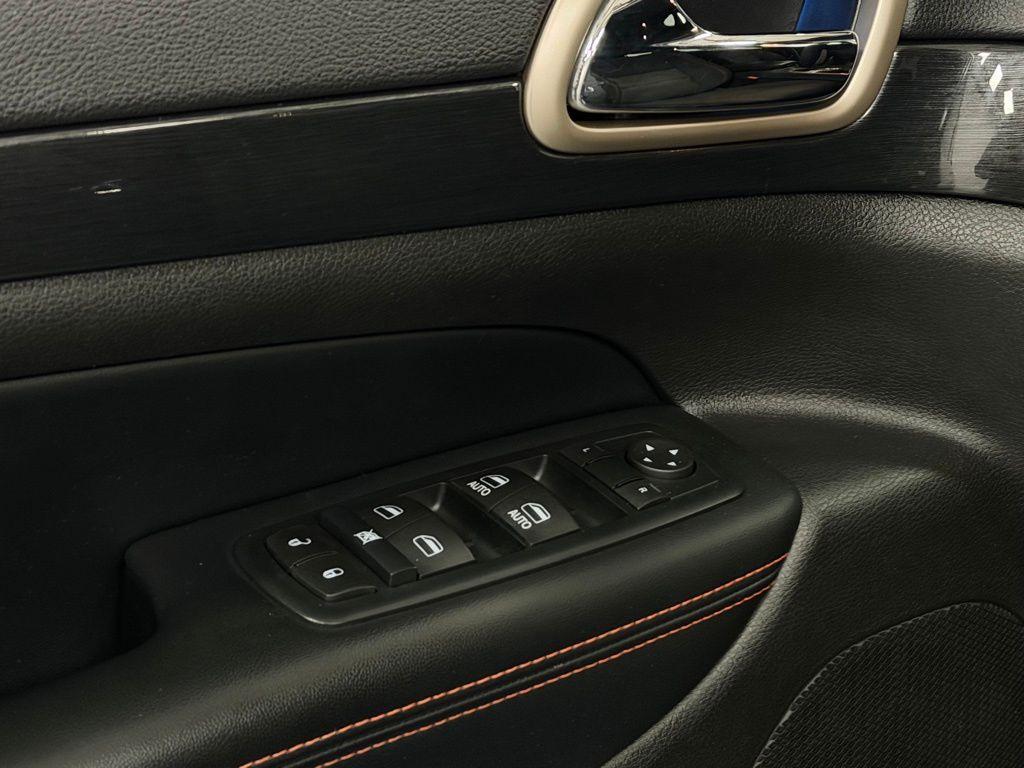 used 2016 Jeep Grand Cherokee car, priced at $14,750