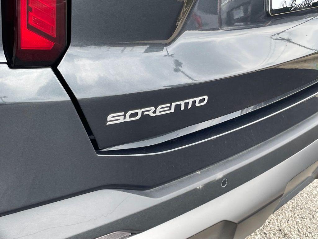 used 2024 Kia Sorento car, priced at $32,500