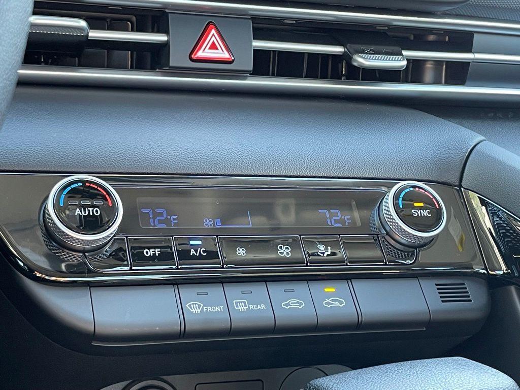 new 2025 Hyundai ELANTRA HEV car, priced at $26,789