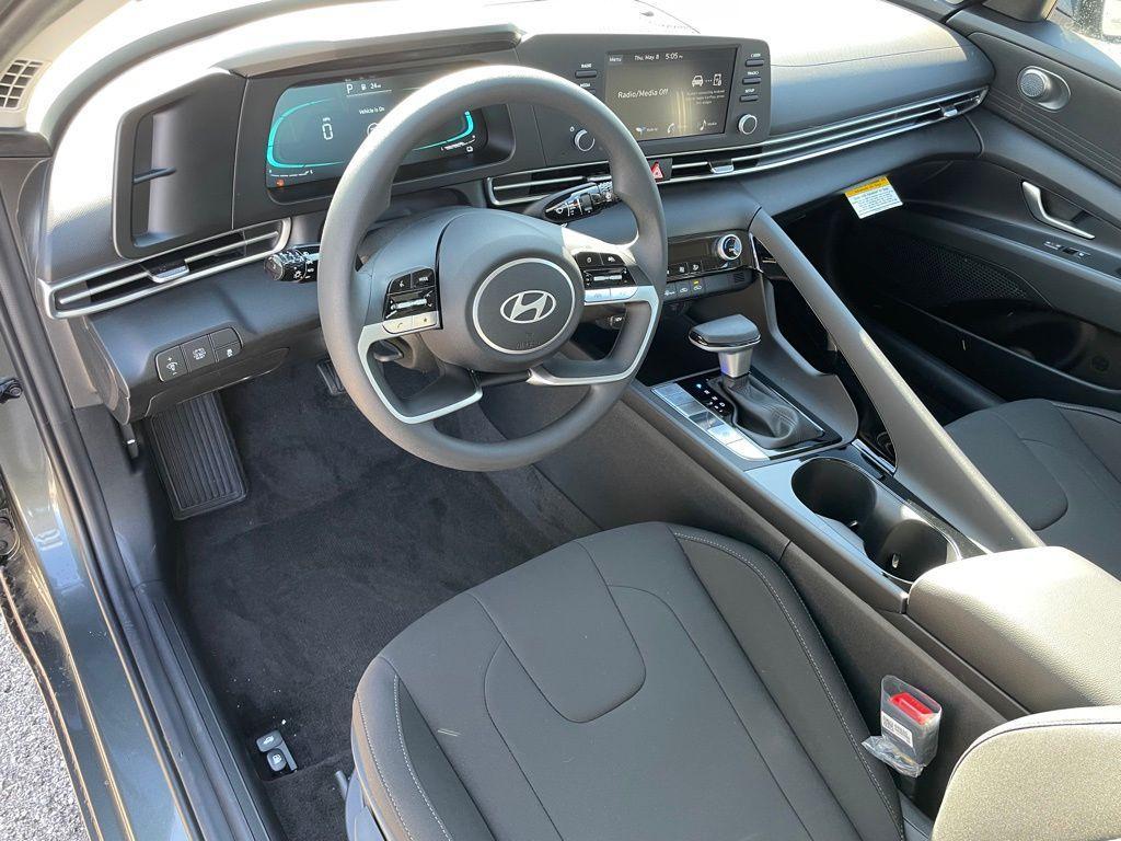 new 2025 Hyundai ELANTRA HEV car, priced at $26,789