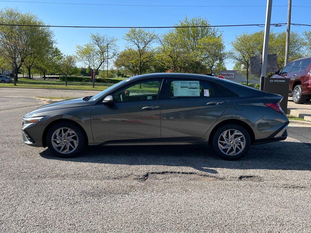 new 2025 Hyundai ELANTRA HEV car, priced at $26,789