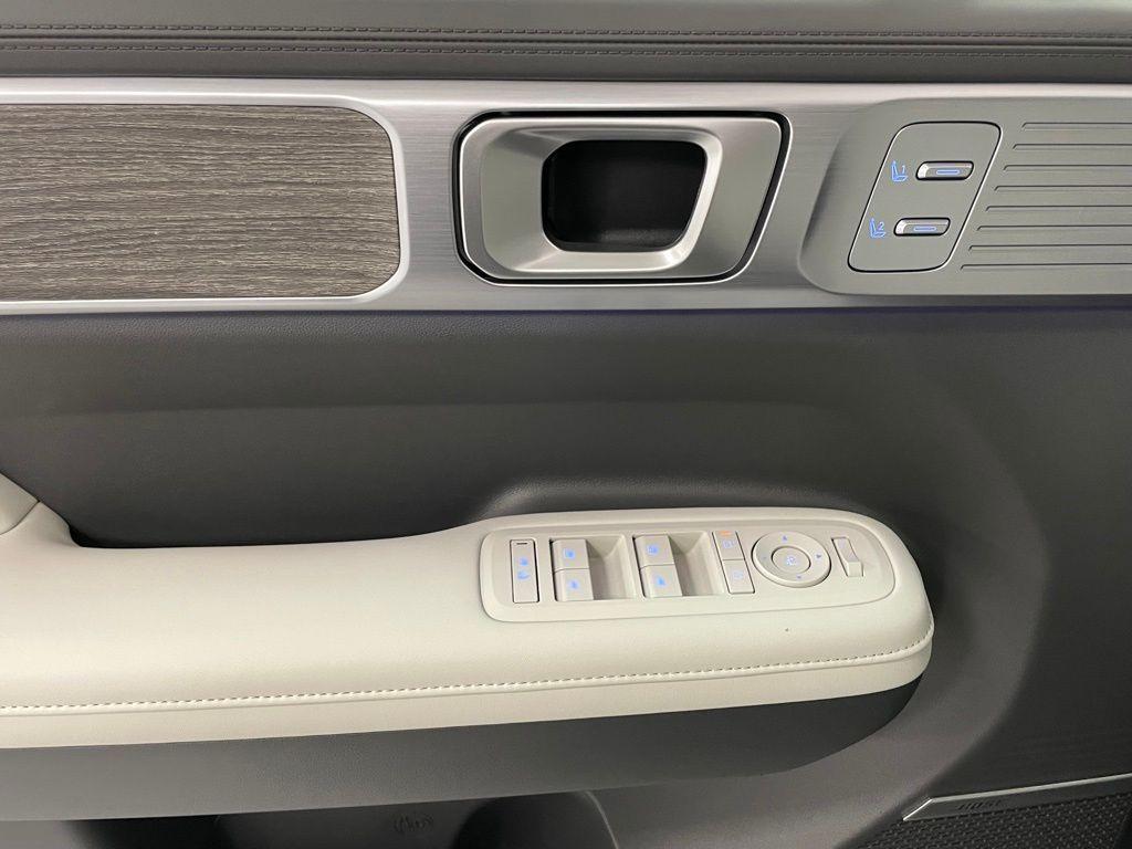new 2025 Hyundai SANTA FE HEV car, priced at $47,955