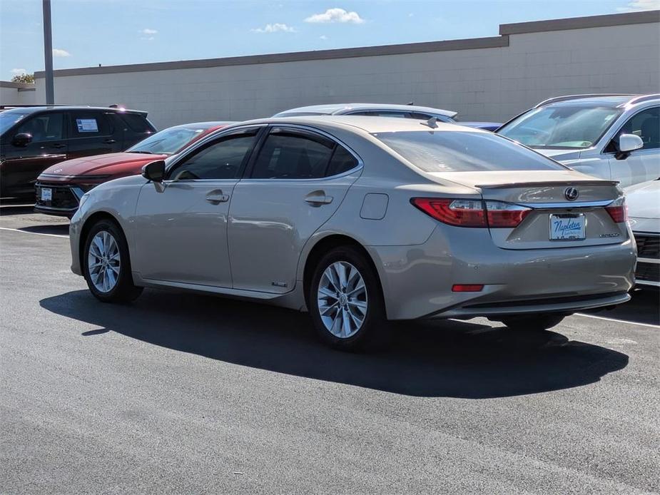 used 2013 Lexus ES 300h car, priced at $13,000