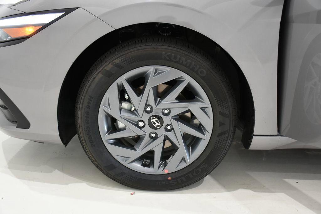 new 2025 Hyundai Elantra car, priced at $24,499