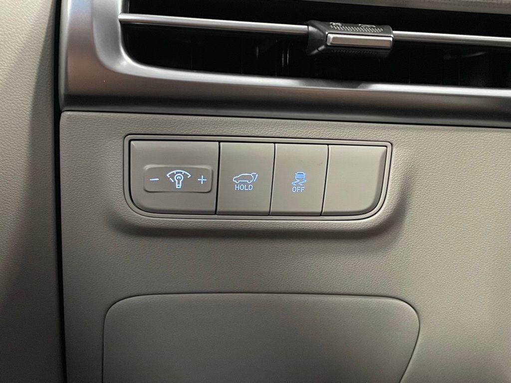 new 2025 Hyundai Tucson car, priced at $35,990