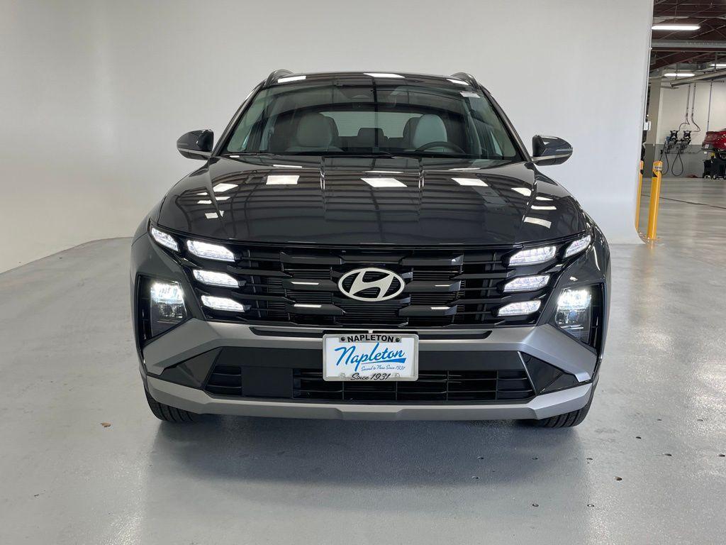 new 2025 Hyundai Tucson car, priced at $35,990