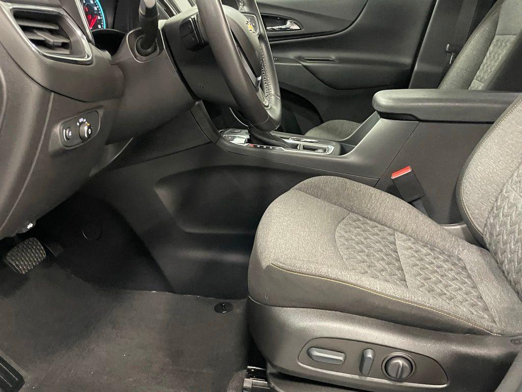 used 2022 Chevrolet Equinox car, priced at $21,500