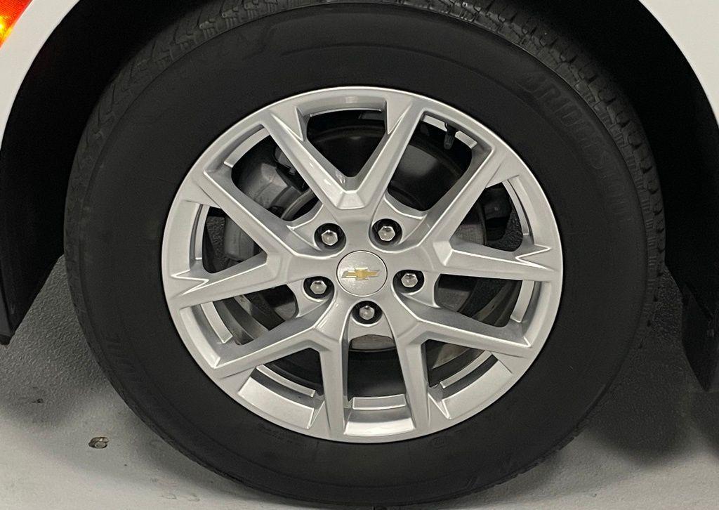 used 2022 Chevrolet Equinox car, priced at $21,500