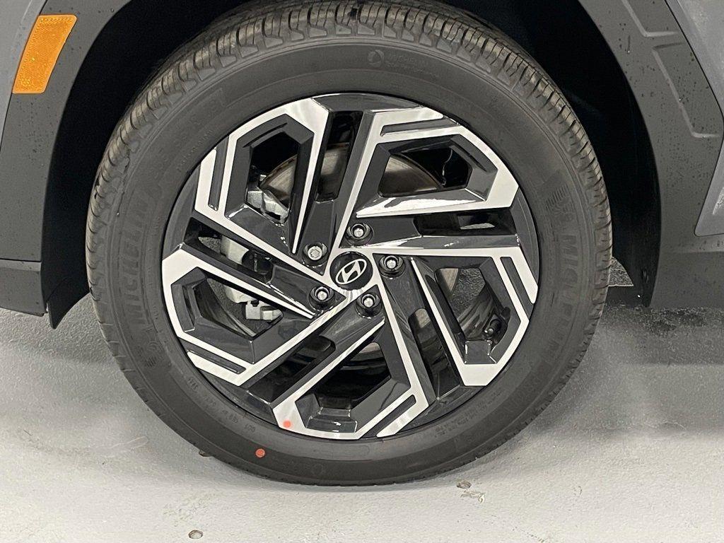 new 2025 Hyundai Tucson car, priced at $40,623