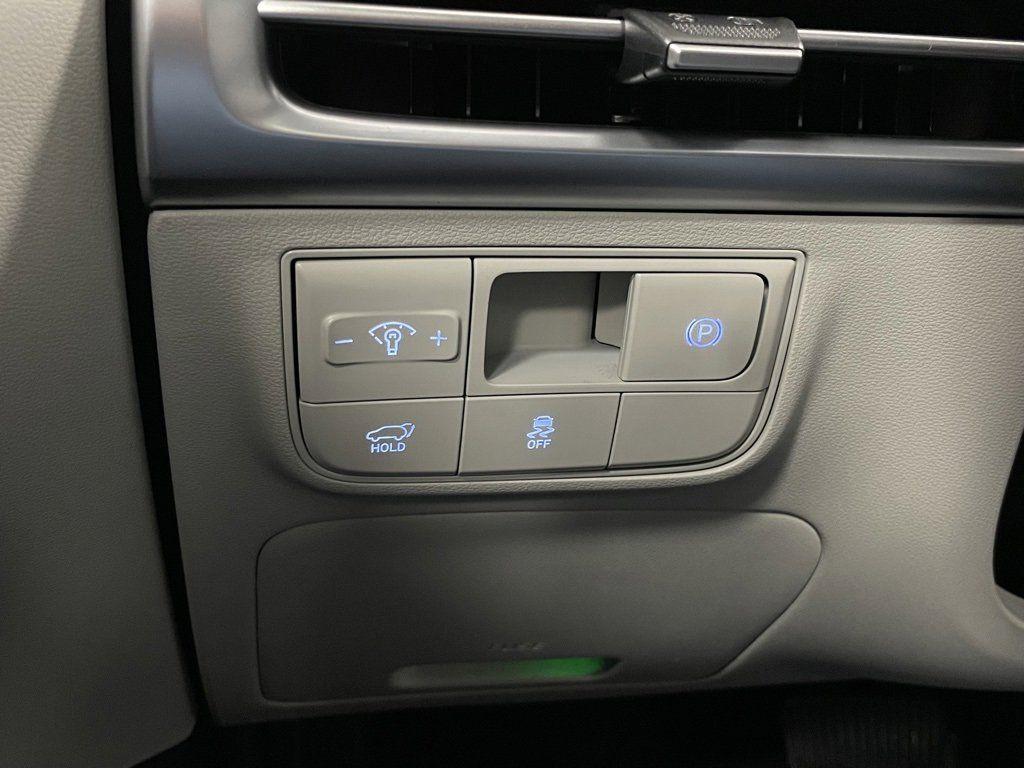 new 2025 Hyundai Tucson car, priced at $40,623