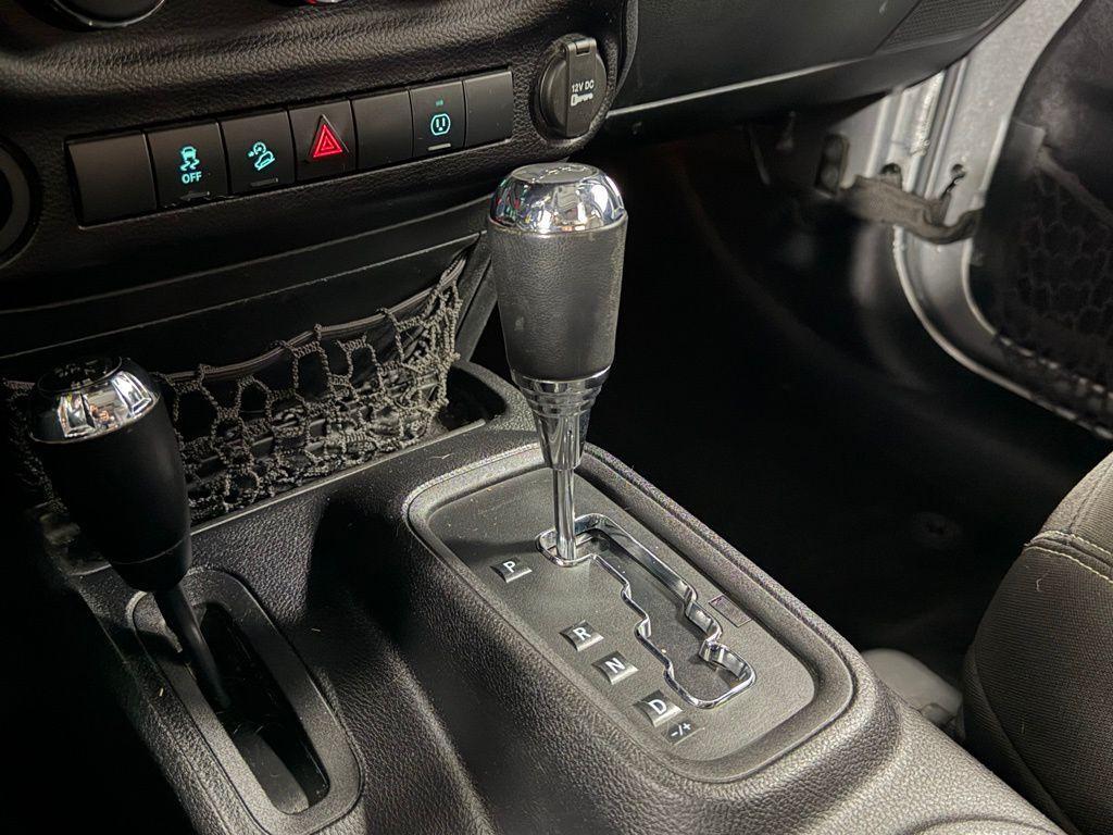 used 2015 Jeep Wrangler Unlimited car, priced at $18,250